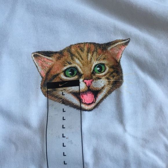 Men’s Nike cat tee - Picture 7 of 7